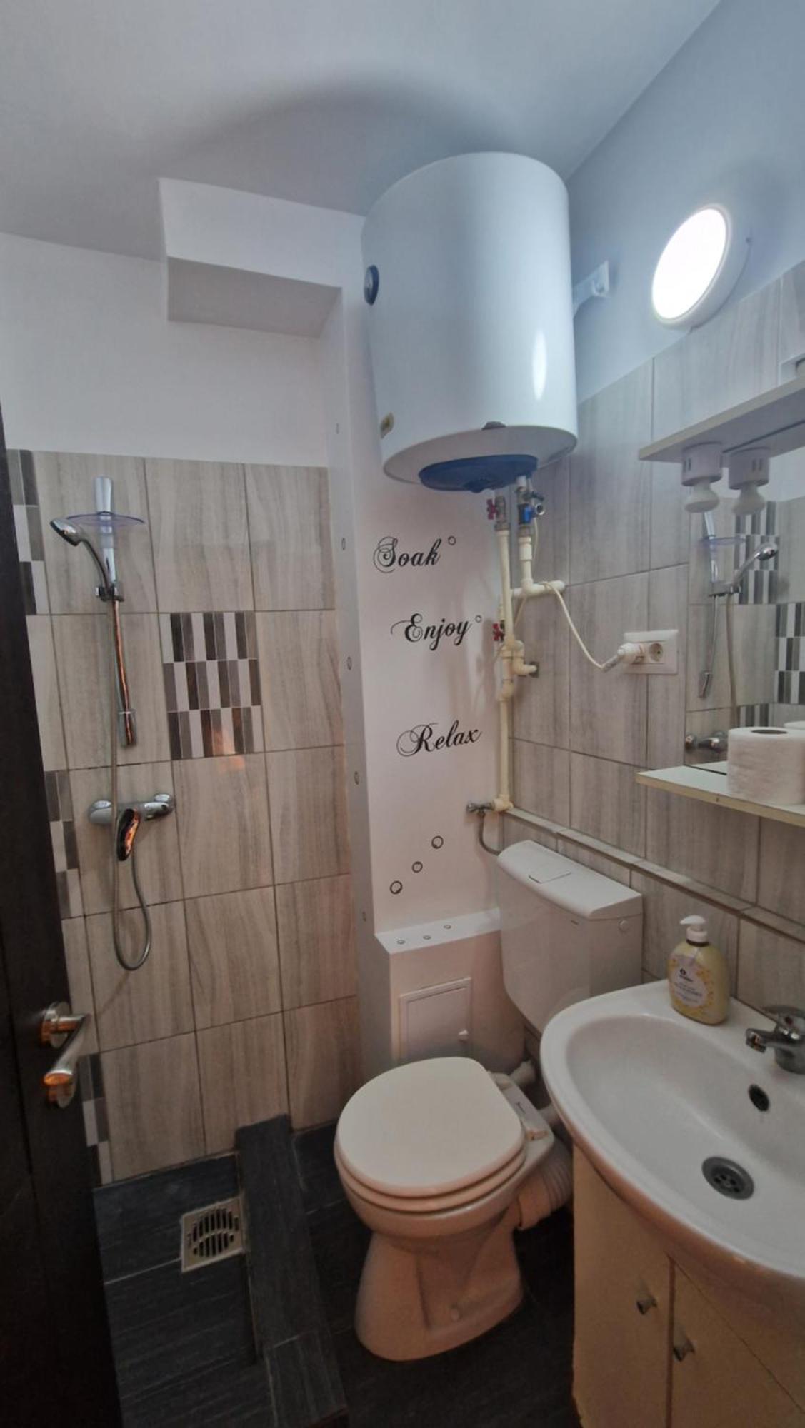 Apartament Back Galaţi Eksteriør billede